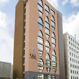 Sarasa Shinsaibashi Ōsaka